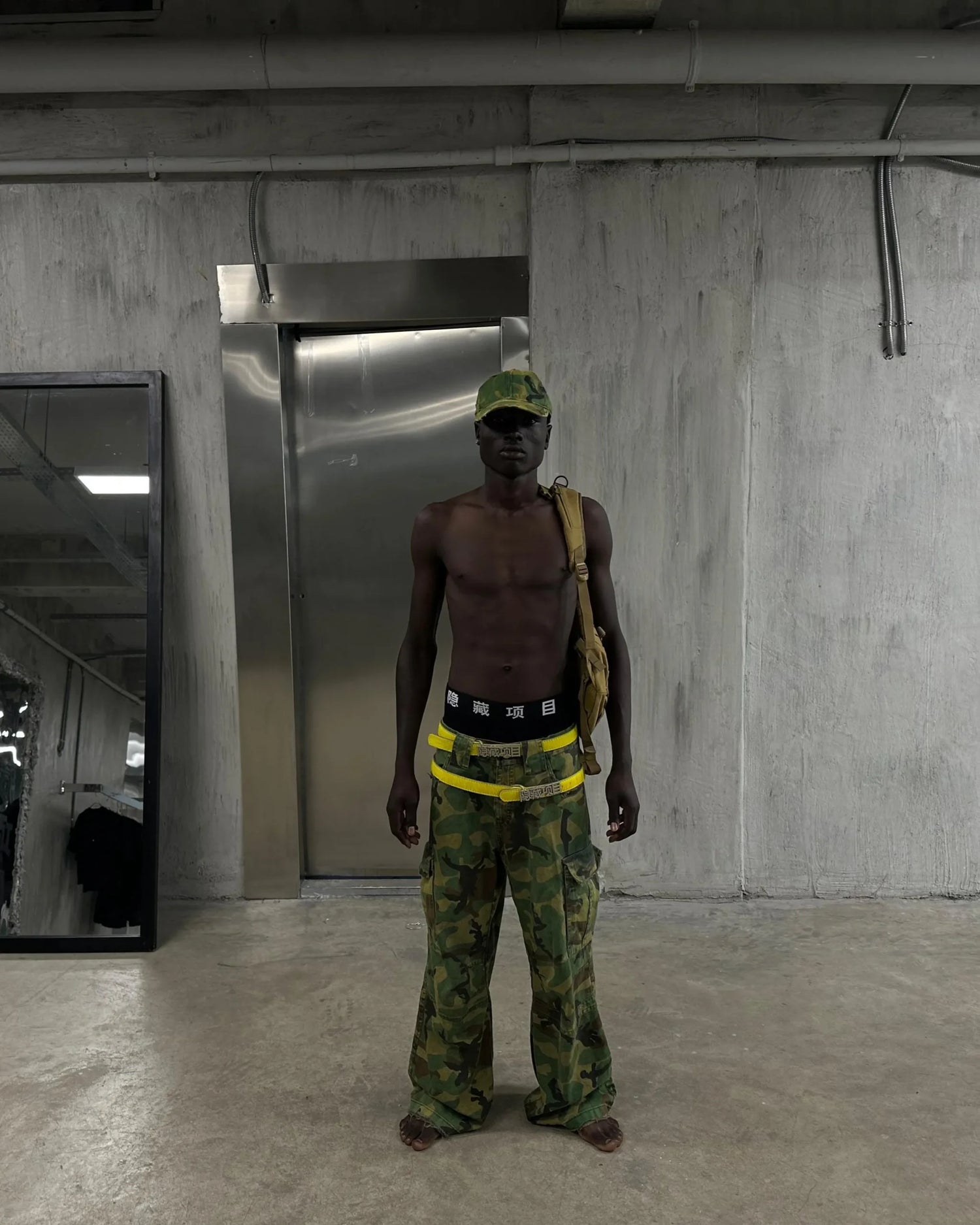 lookbook image shop_this_look_AVdw3f